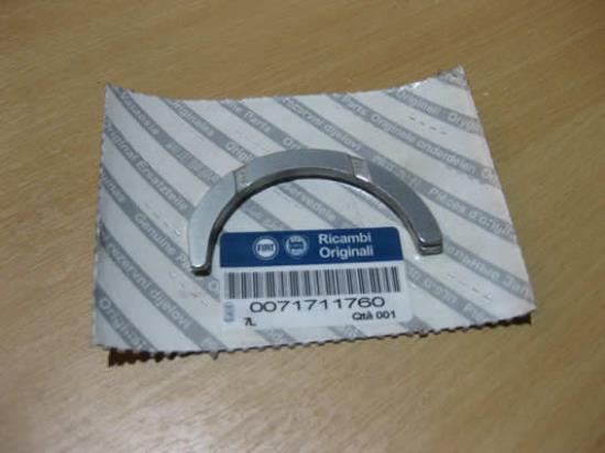 71711760 Ringhelft set