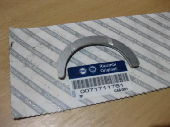 71711761 Ringhelft set 0.127mm overmaat