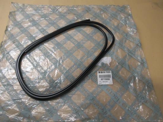 71743530 Profielrubber voorruit