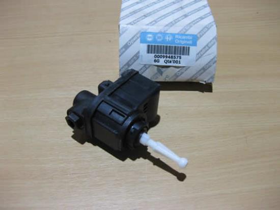 9948575 Koplamp stelmotor