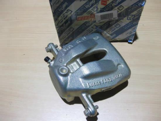 9949283 Remklauw voorzijde links