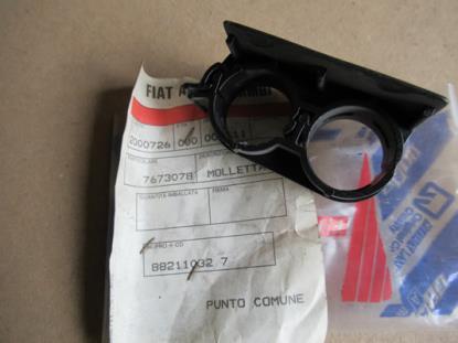 7673078 Leiding montage clip