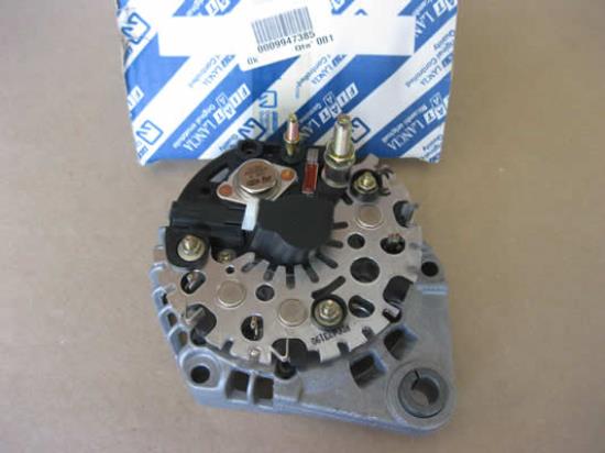 9947385 Dynamo behuizing