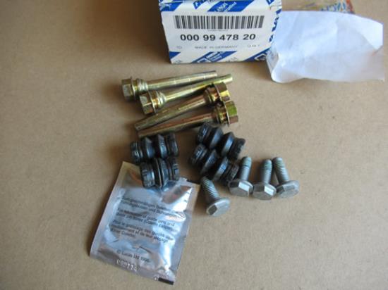 9947820 Remmenkit bestaat uit glijpennen en stofhoezen