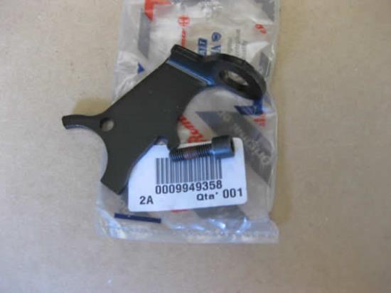 9949358 Remmenkit links bestaat uit beugel en bout