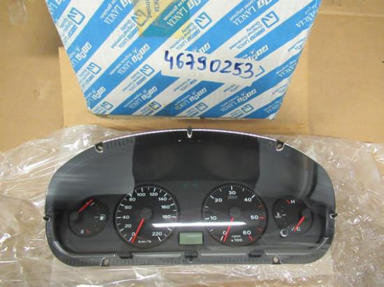 46790253 Instrumentenpaneel