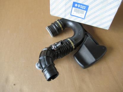 7786249 Luchtfilterbuis 1.9JTD