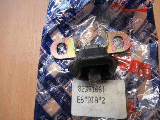 82391661 Slotvanger kofferbak