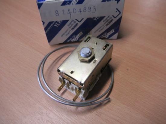 82404893 Thermostaat