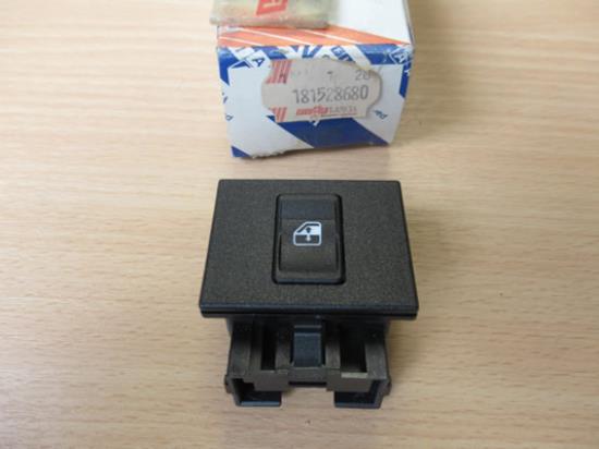 181528680 Raamschakelaar