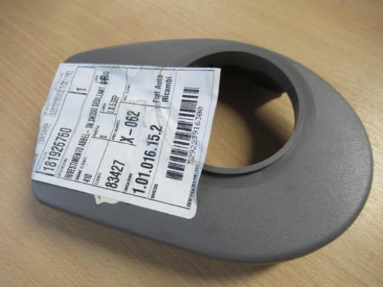 181926760 Afdekkap stoel verstelling linker voorzijde