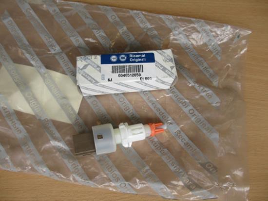 46512059 Schakelaar koppeling