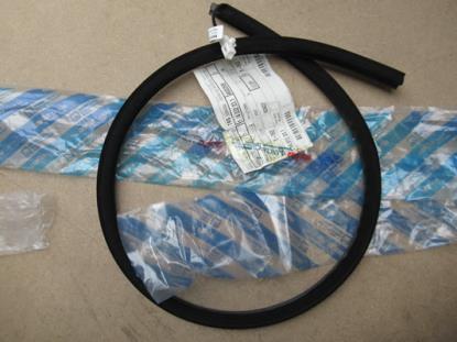 46802686 Raamrubber rechterzijde