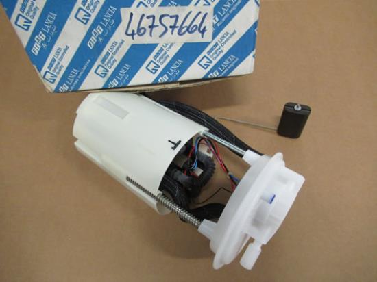 46757664 Brandstofpomp