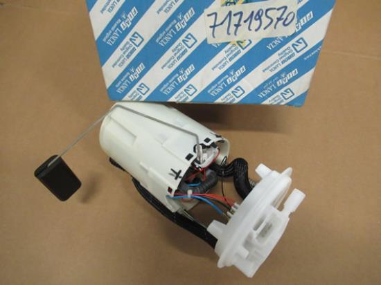 71719570 Brandstofpomp