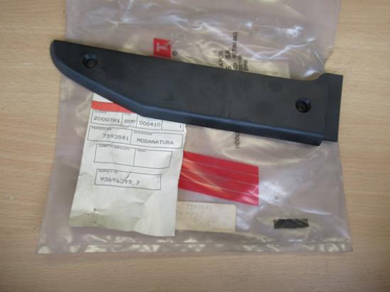 7593541 Sierstuk links