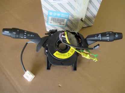 735374520 Stuurkolomschakelaar met clockspring