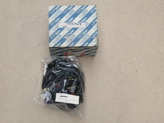 7598409 Gordelset achter