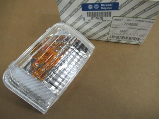 71748255 Verlichting spiegel rechterzijde