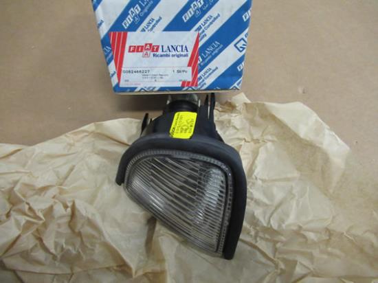 82466227 Stadslicht links