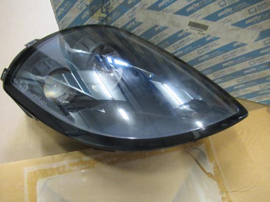 46724567 Koplamp rechts