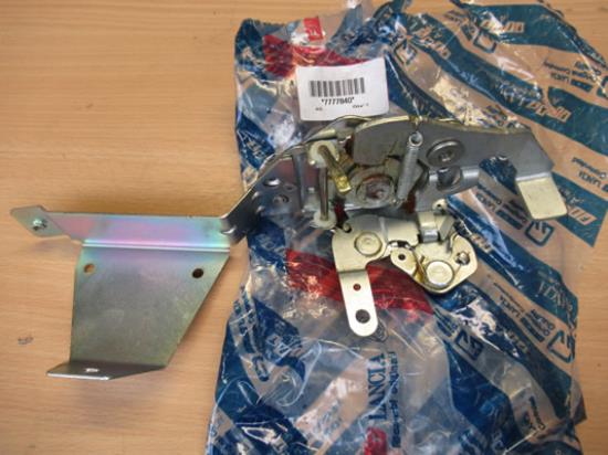 7777840 Portierslot rechts