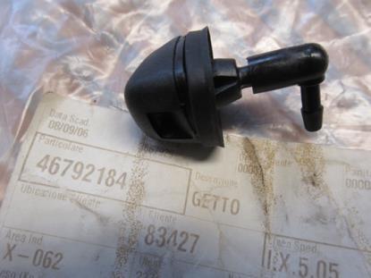 46792184 Ruitenwisser sproeikop