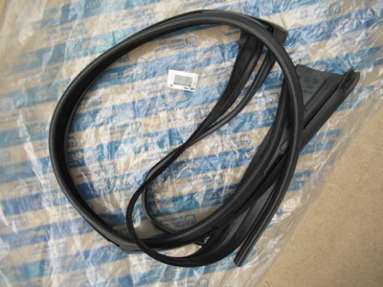 46553549 Deurrubber achterzijde links