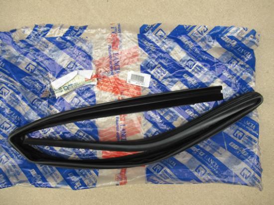 46736431 Deurrubber achterzijde links