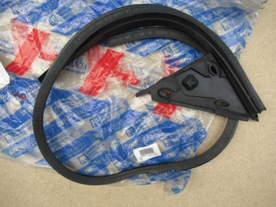 46755371 Profielrubber deur voorzijde links