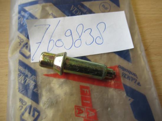 7609838 Pen deur voorzijde