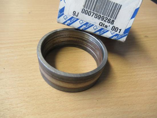 7599268 Afstandstuk SP 21.37