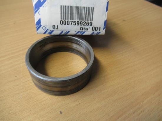 7599269 Afstandstuk SP 21.41