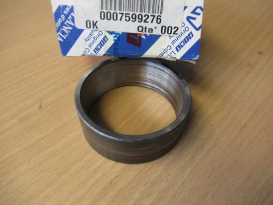 7599276 Afstandstuk SP 21.69