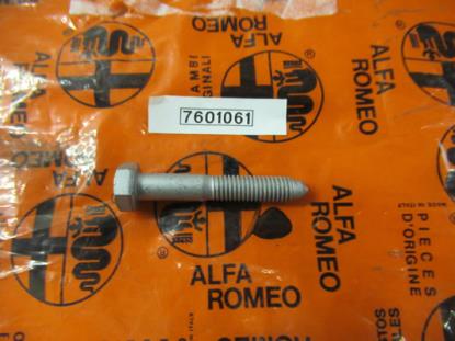 7601061 Voorvering bout M8x45