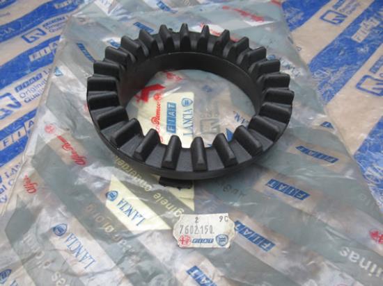 7602150 Rubber bovenop veer