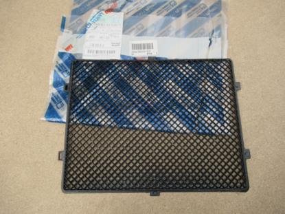 7603153 Kachelhuis grille