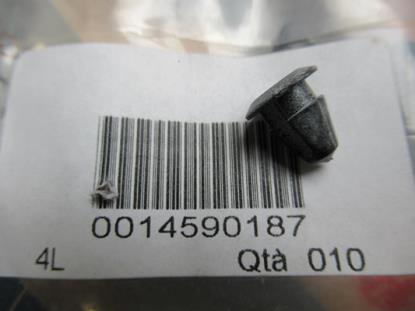 14590187 Plug
