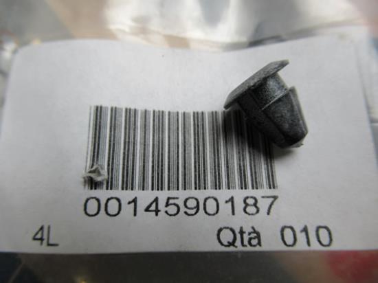 14590187 Plug