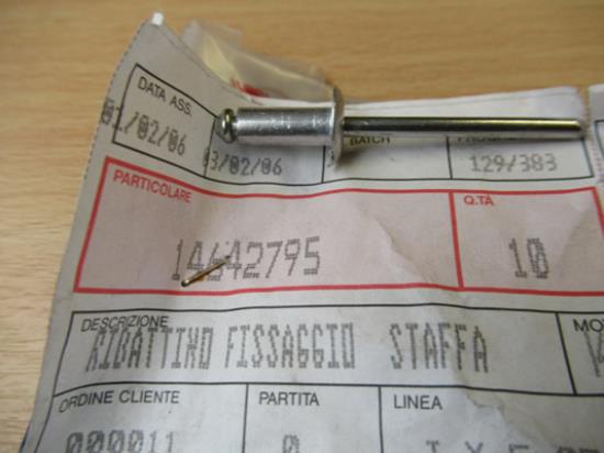 14642795 Rivet