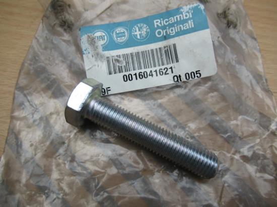 16041621 Bout cilinder