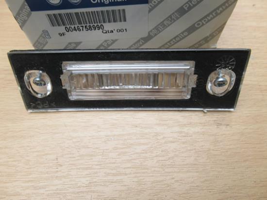 46758990 Kentekenverlichting