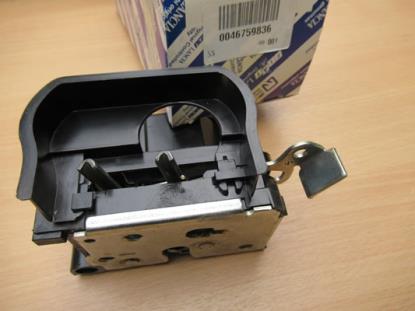 46759836 Deurslot voorzijde links