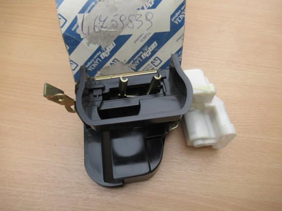 46759839 Deurslot voorzijde rechts