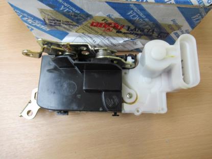 46759841 Deurslot rechter achterzijde