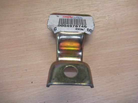 5976746 Beugel vering rechts