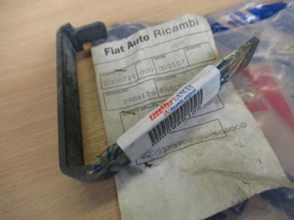 5986156 Houder achtervering