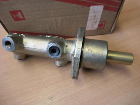 7078627 Hoofdremcilinder