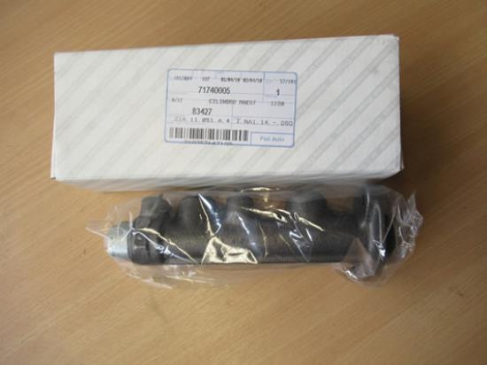 71740005 Hoofdremcilinder