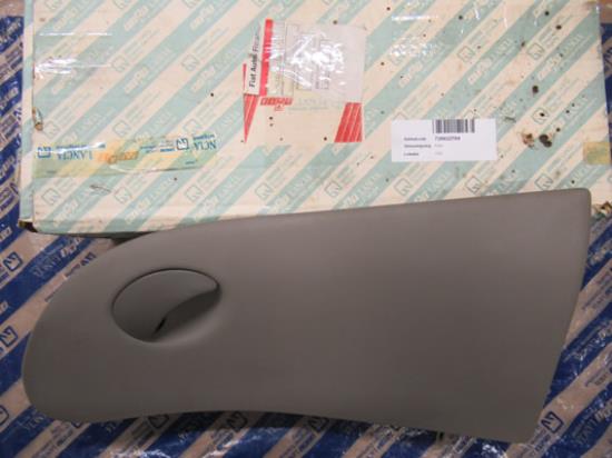 720622704 Klep dashboardkastje